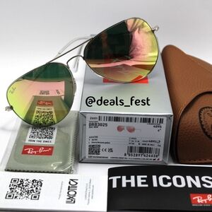 Model Display Ray-Ban Aviator Pink Mirror RB3025